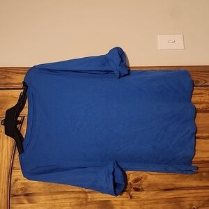 Blue 3/4 sleeve shirt